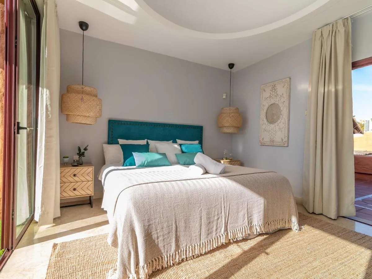 Villa La Alzambra Duplex Penthouse Sea Views Marbella Ferienhaus